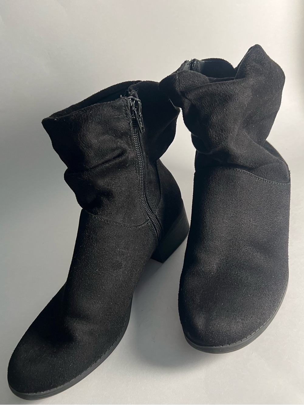 Maurices Cassidy Faux Suede Slouch Sid Zip Boots Women's Size 8 Black